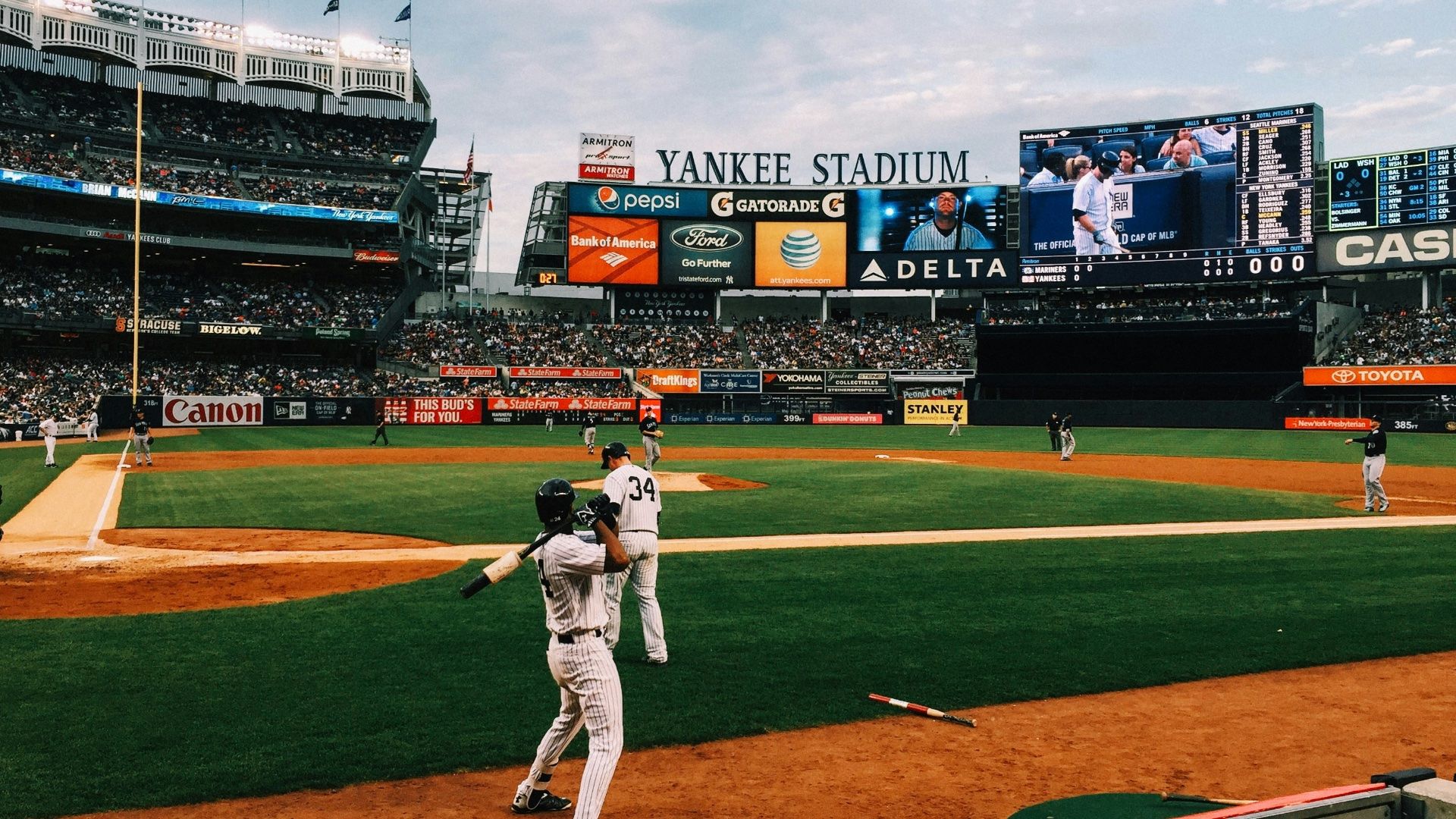 Yankees Edge Braves in 10 Innings Behind Max Fried's Scoreless Start