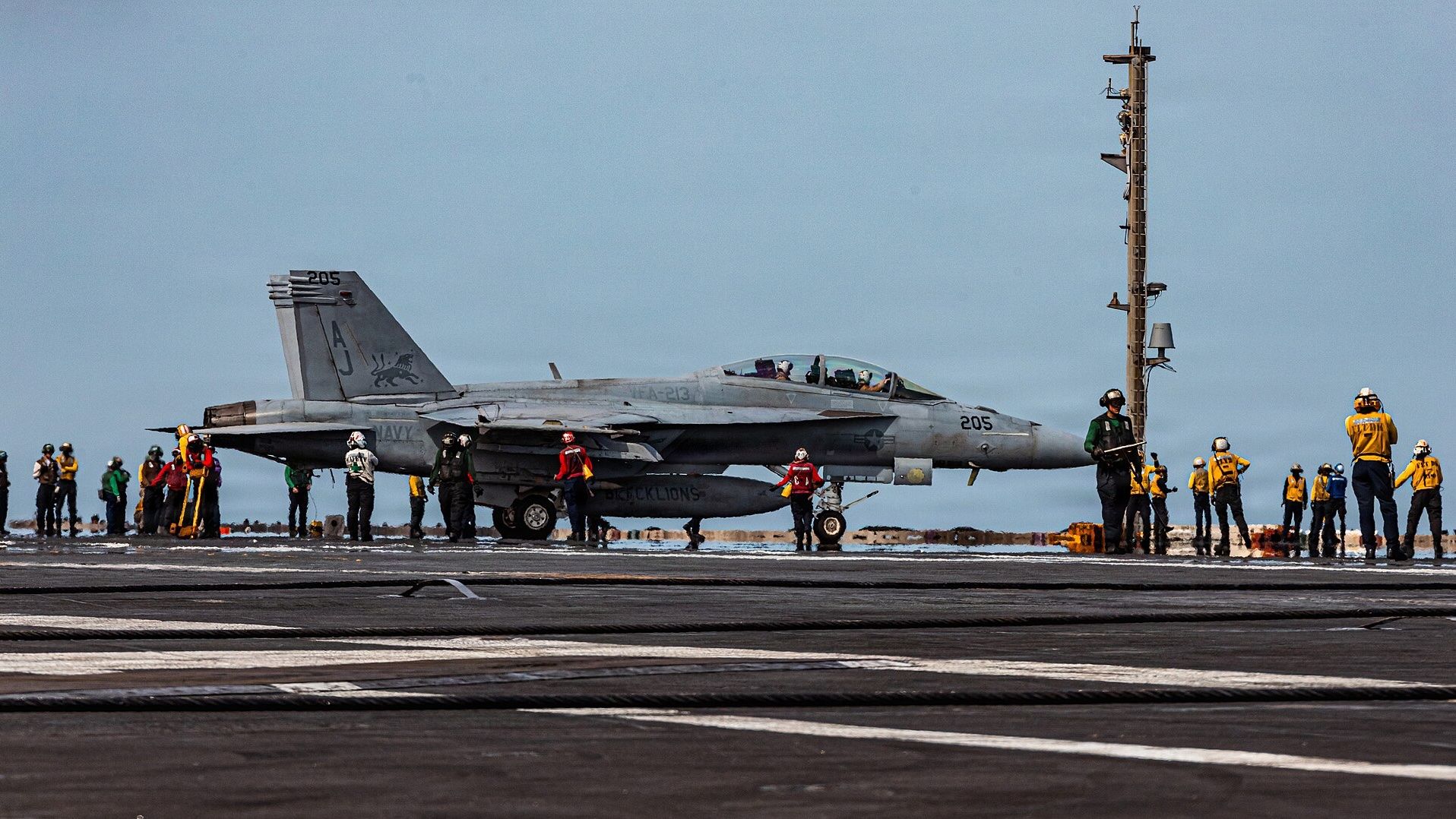 Navy Studies Moving Carrier Command Towers to Match Trump's World War II Preference