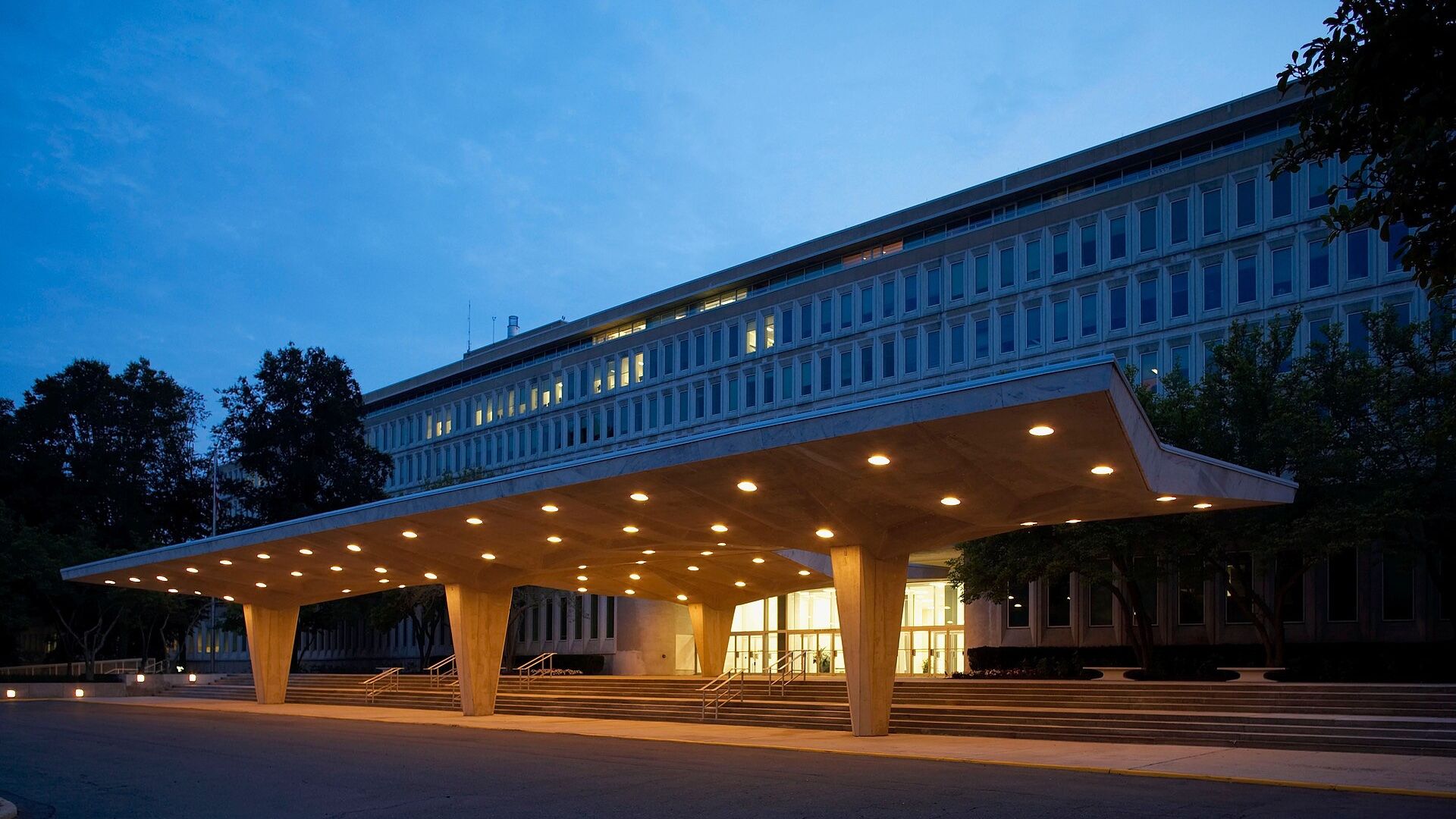 CIA Retirement Backlog Leaves Former Officers Waiting Months for Pensions