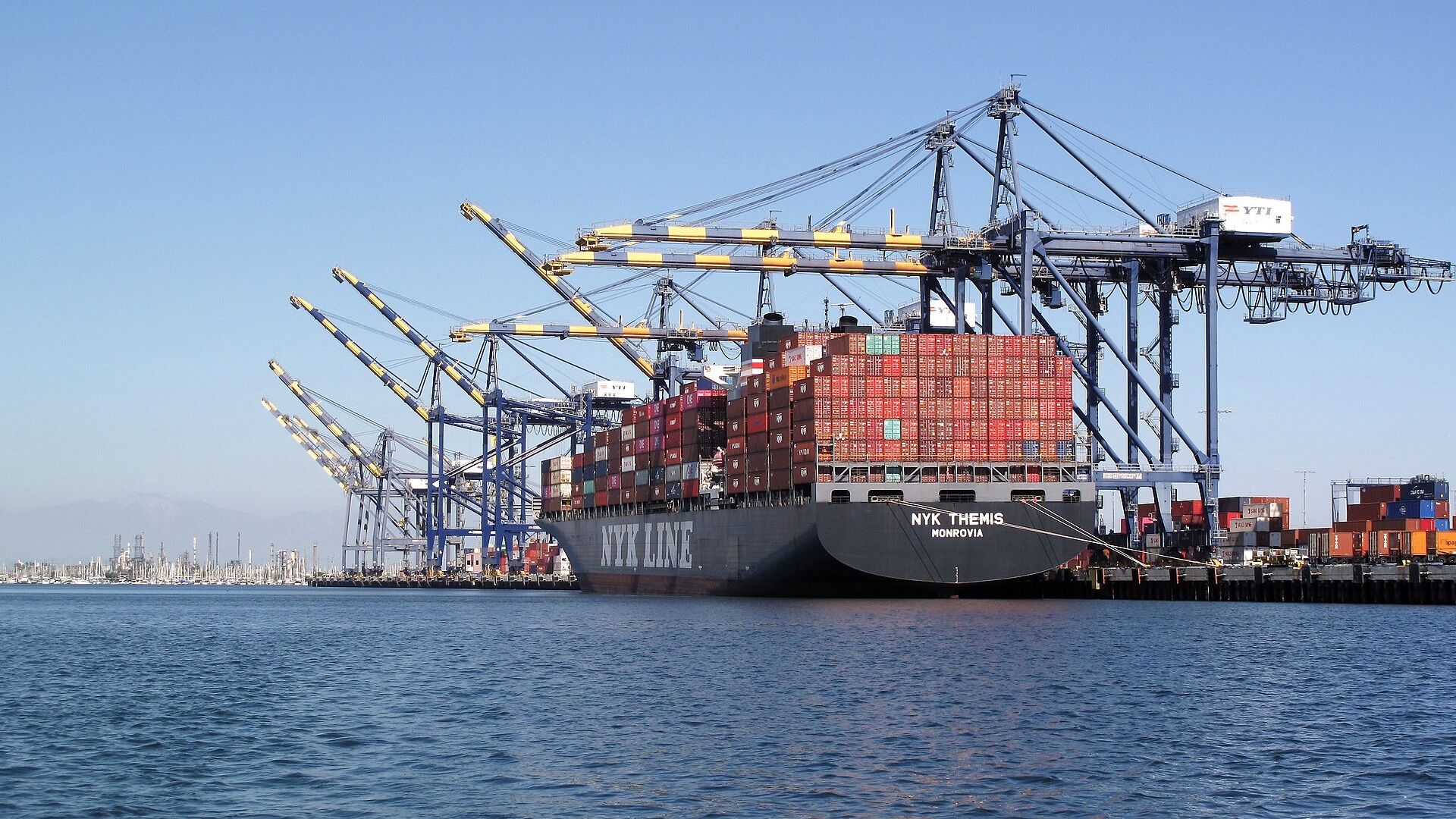 Tariffs, Manufacturing, and Exports: What America’s New Trade Policy Is Changing