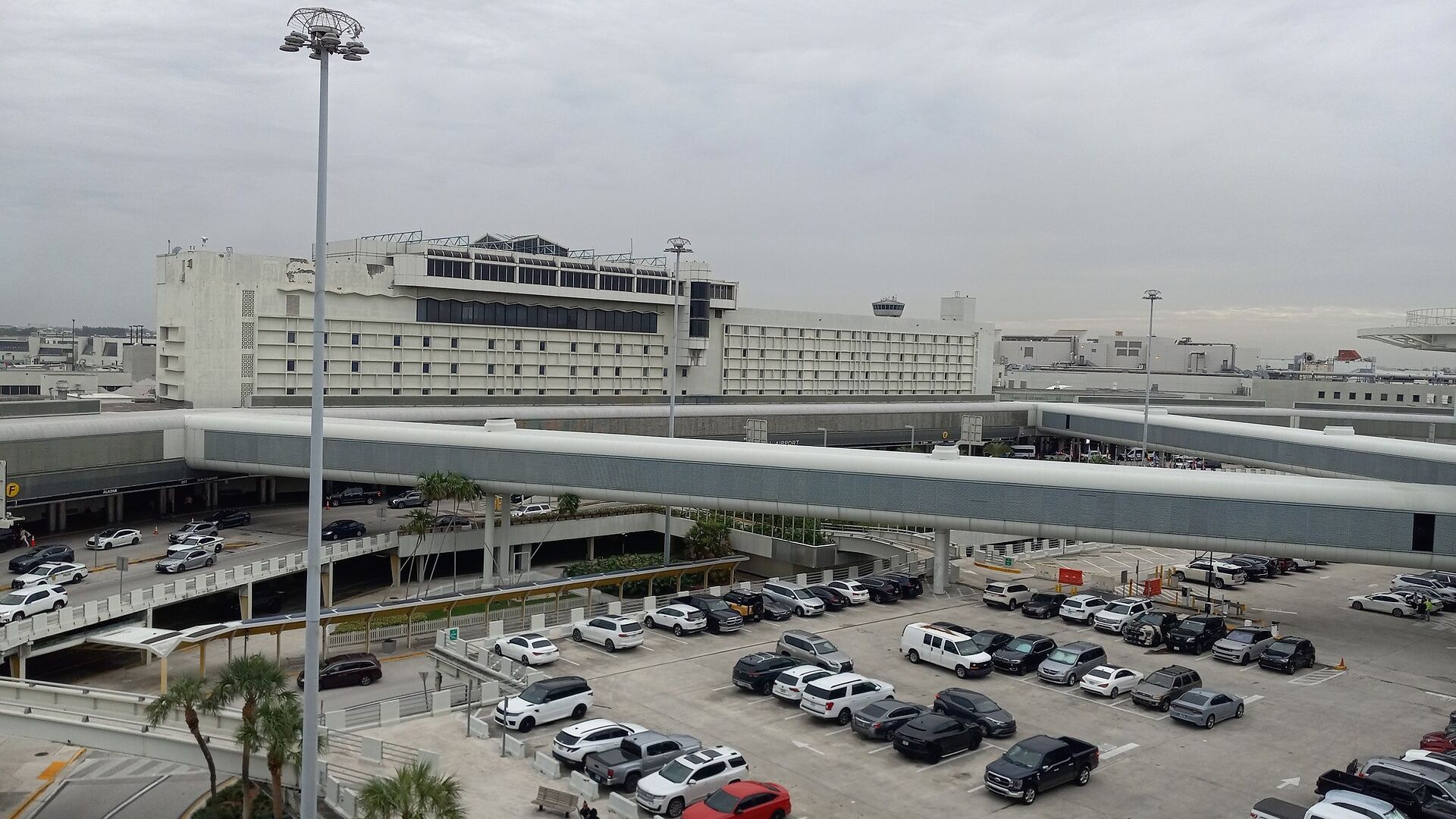 Amazon Cargo Jet Overruns Miami Runway, Killing 5