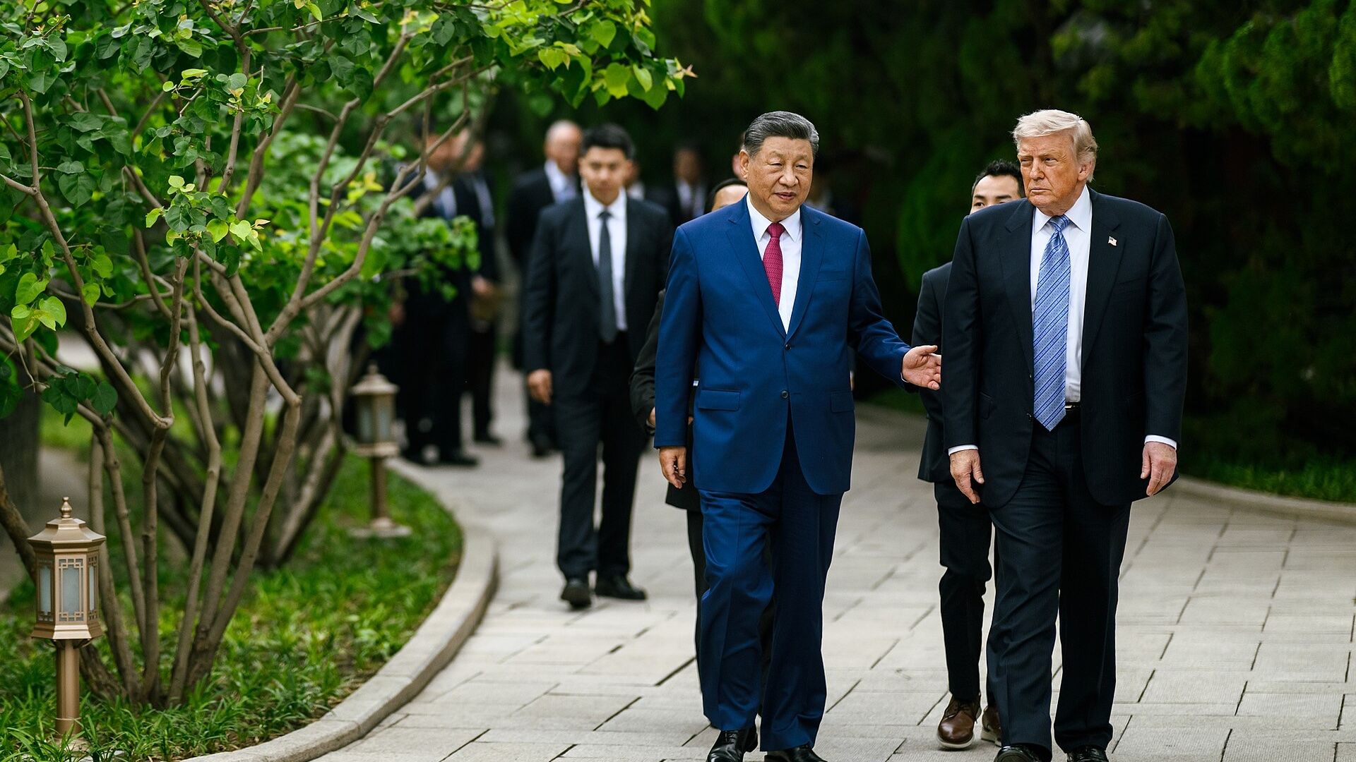 Xi ends Washington visit without major breakthroughs