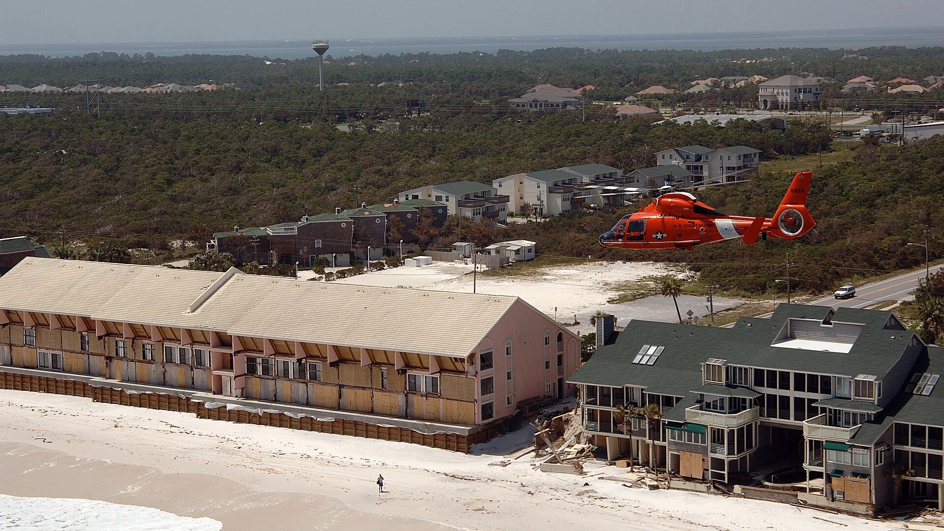 Gulf Coast Crews Race to Restore Power as Isaias Death Toll Stands at Four