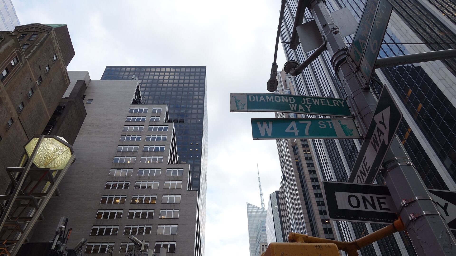Brooklyn woman charged with federal hate crimes in Midtown syringe attacks on Jewish men